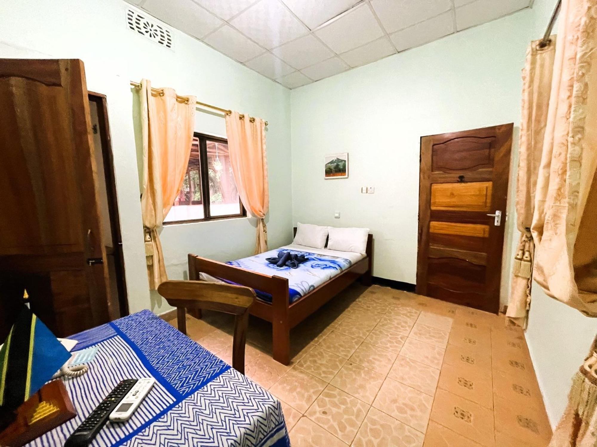 מושי Home Feeling Neneu Lodge מראה חיצוני תמונה